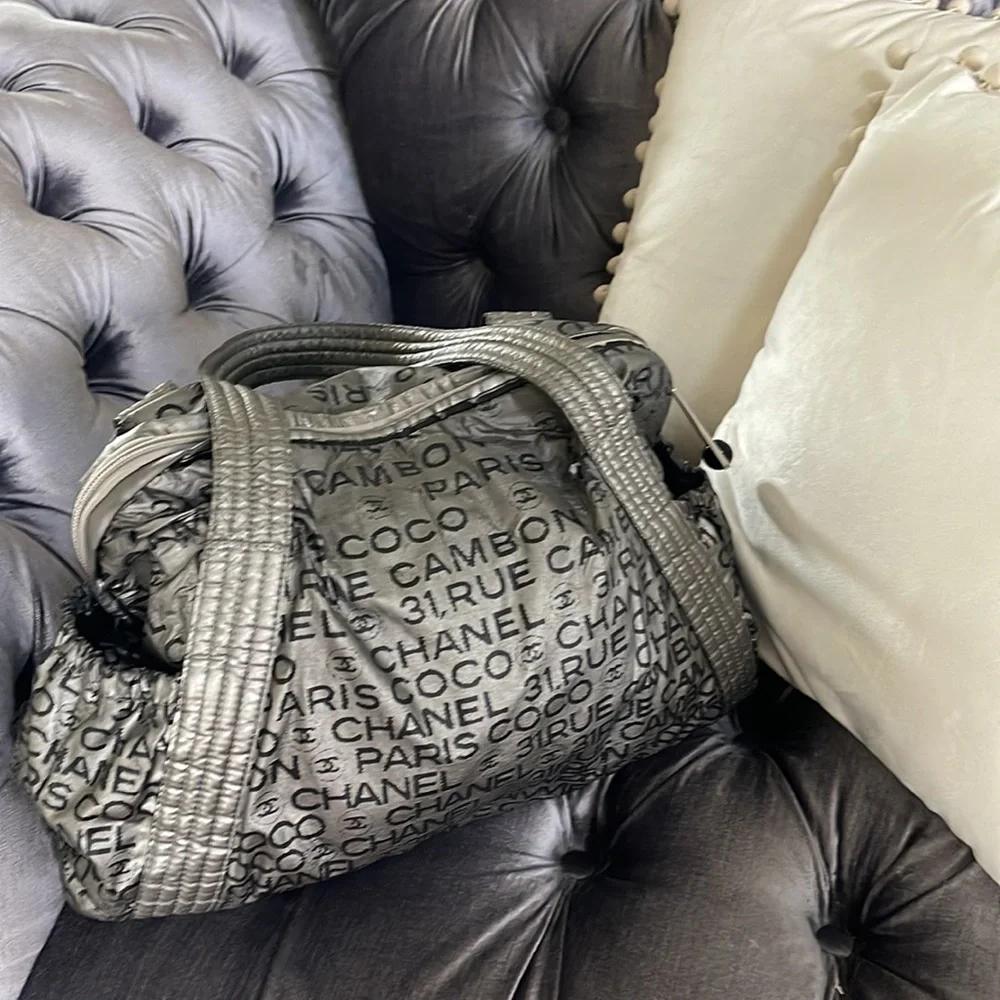 Chanel Rue Cambon 32 Silver Hobo Shoulder Bag         Chanel bag 🔥🔥🔥 - Picture 7 of 12